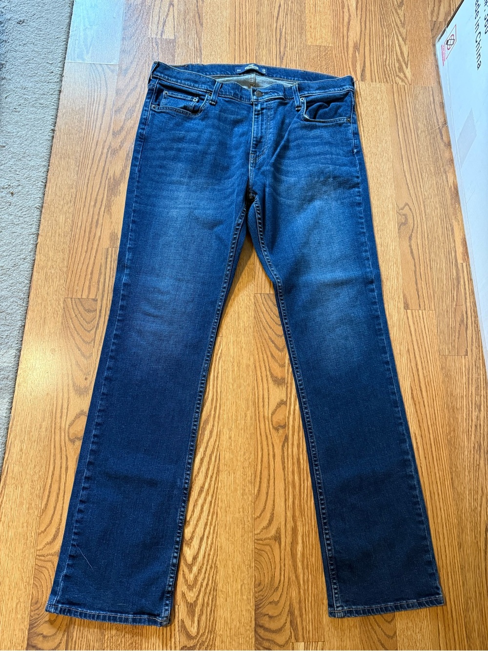 Hollister Men's Dark Blue Bootcut Jeans